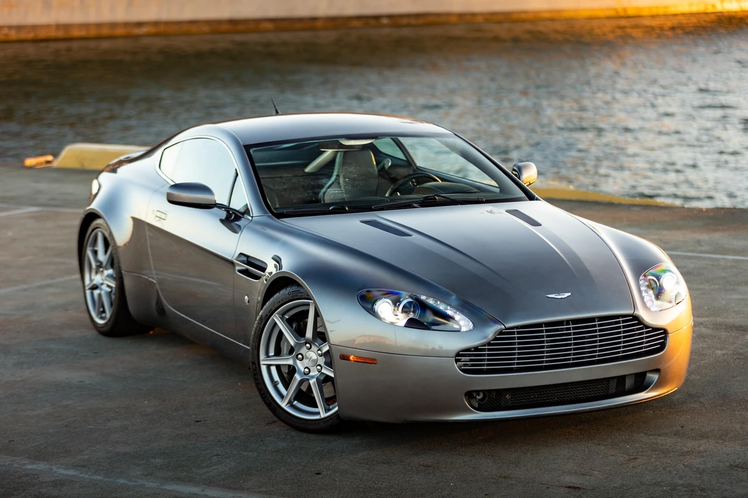 2006 Aston Martin Vantage - Image 11 of 31