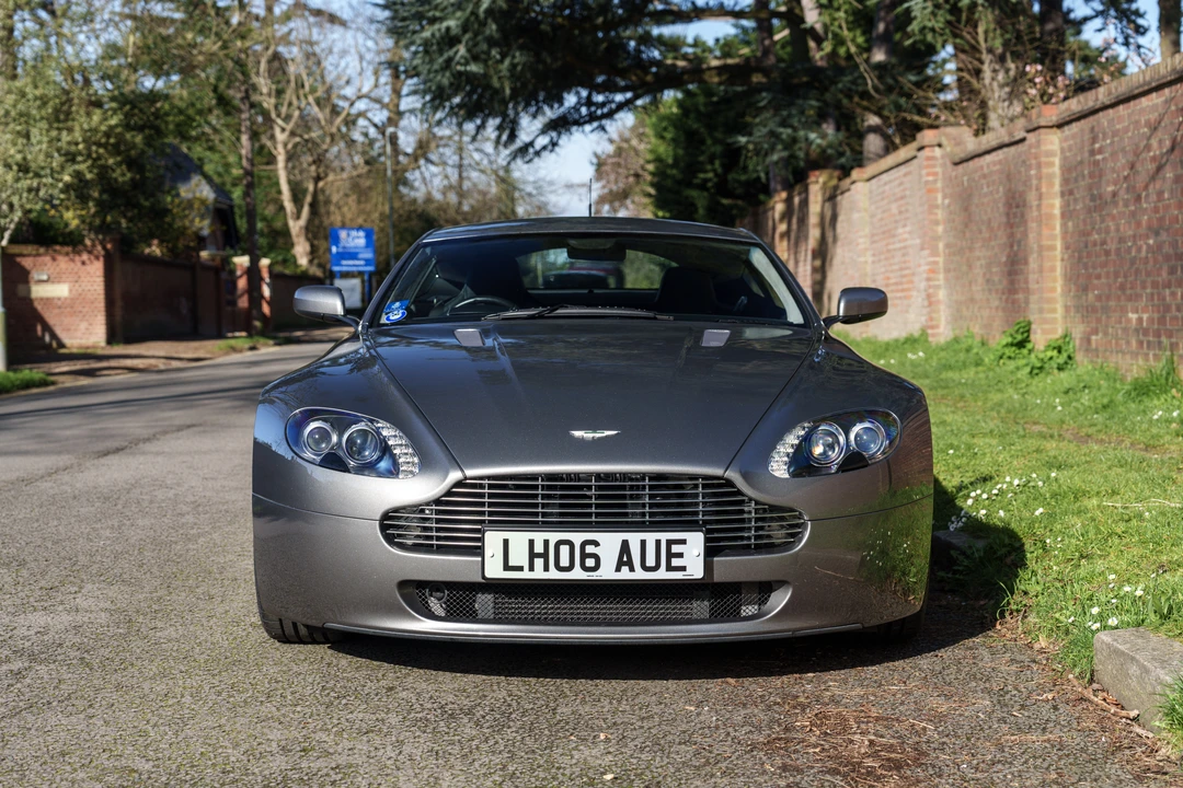 2006 Aston Martin V8 Vantage (2006-2017) - Image 2 of 31