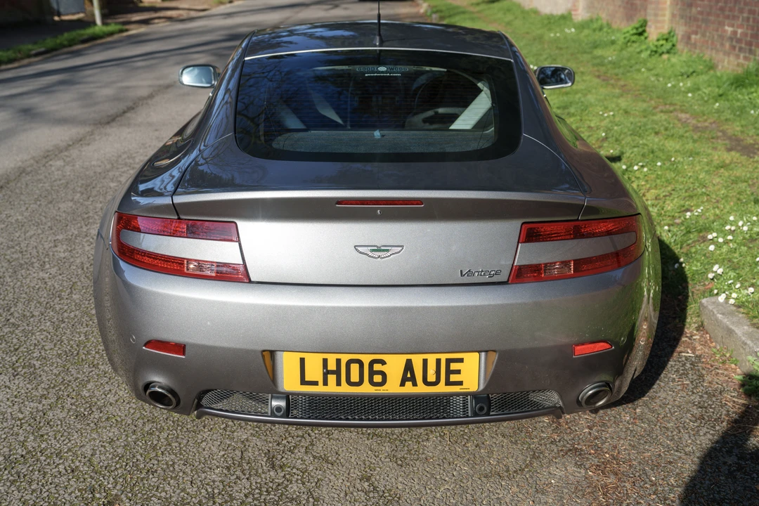 2006 Aston Martin V8 Vantage (2006-2017) - Image 19 of 31