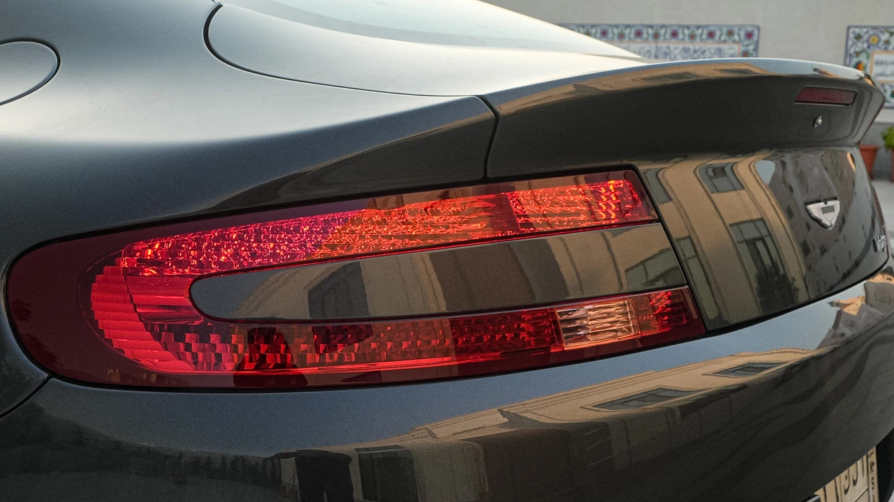 2006 Aston Martin V8 Vantage (2006-2017) - Image 22 of 31