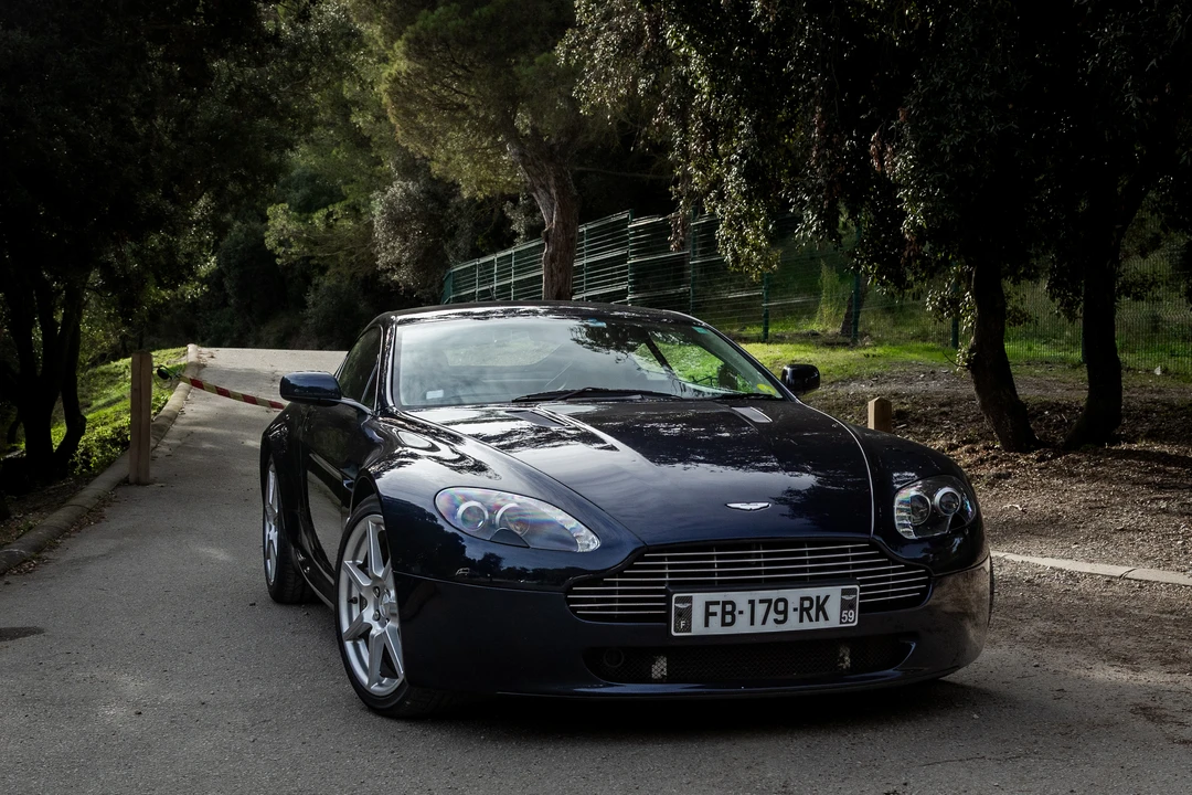 2006 Aston Martin V8 Vantage (2006-2017) - Image 9 of 31