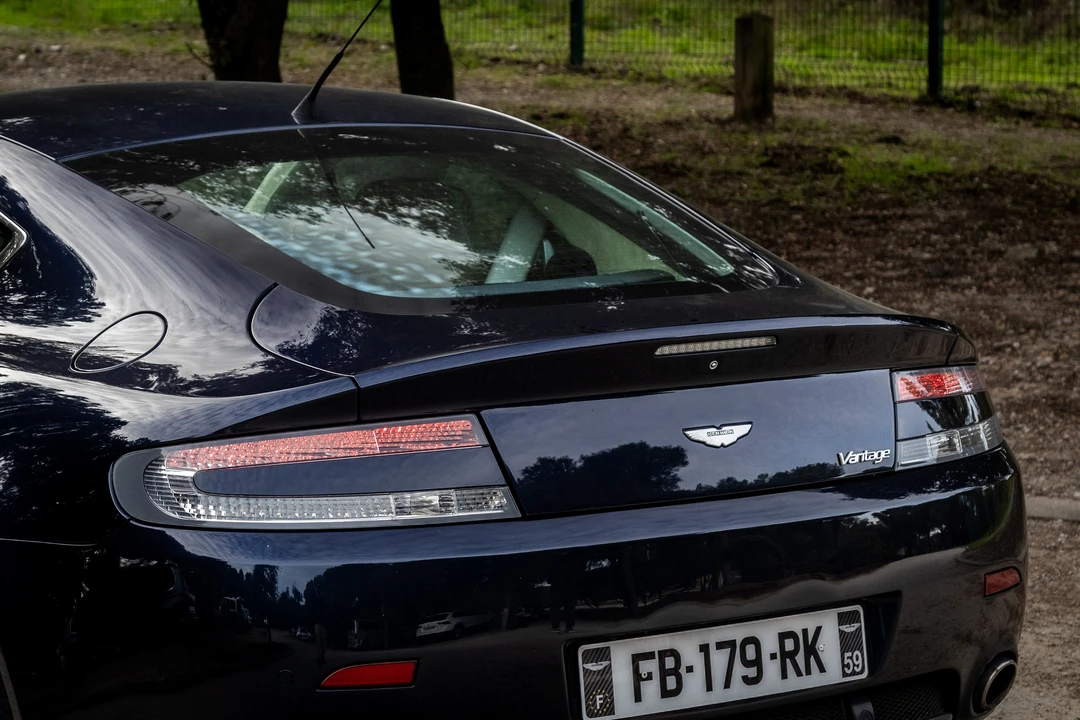 2006 Aston Martin V8 Vantage (2006-2017) - Image 14 of 31