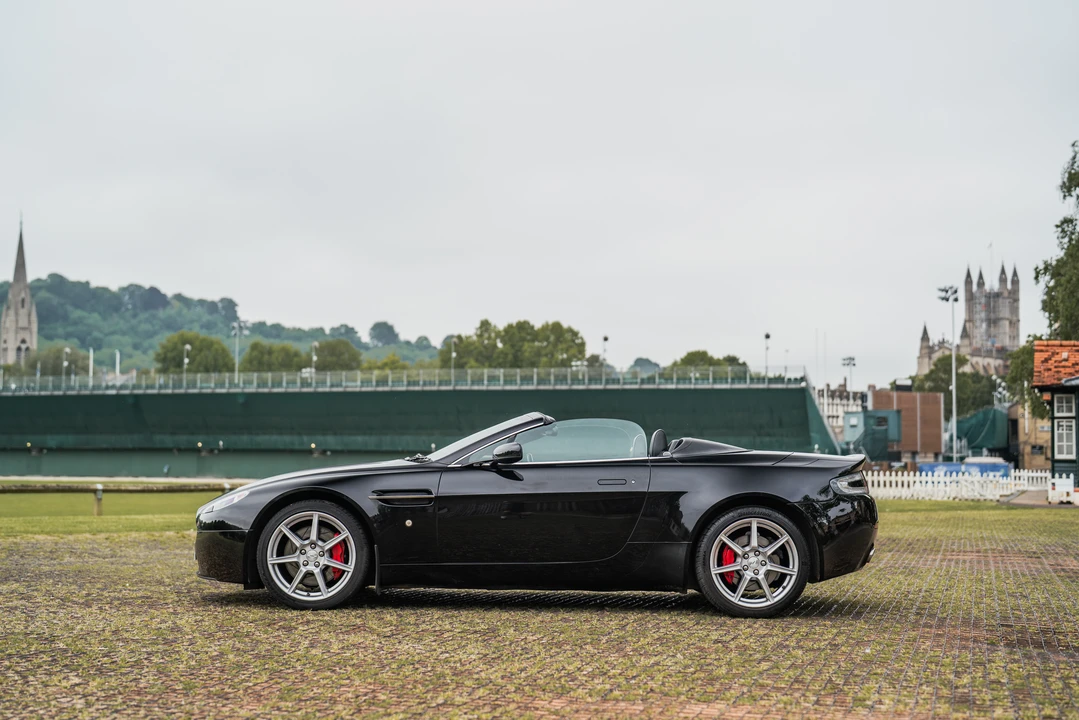 2006 Aston Martin V8 Vantage (2006-2017) - Image 8 of 31