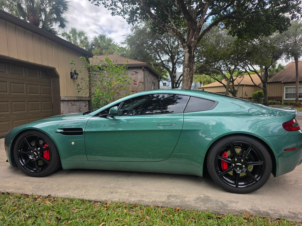 2006 Aston Martin V8 Vantage (2006-2017) - Image 10 of 31