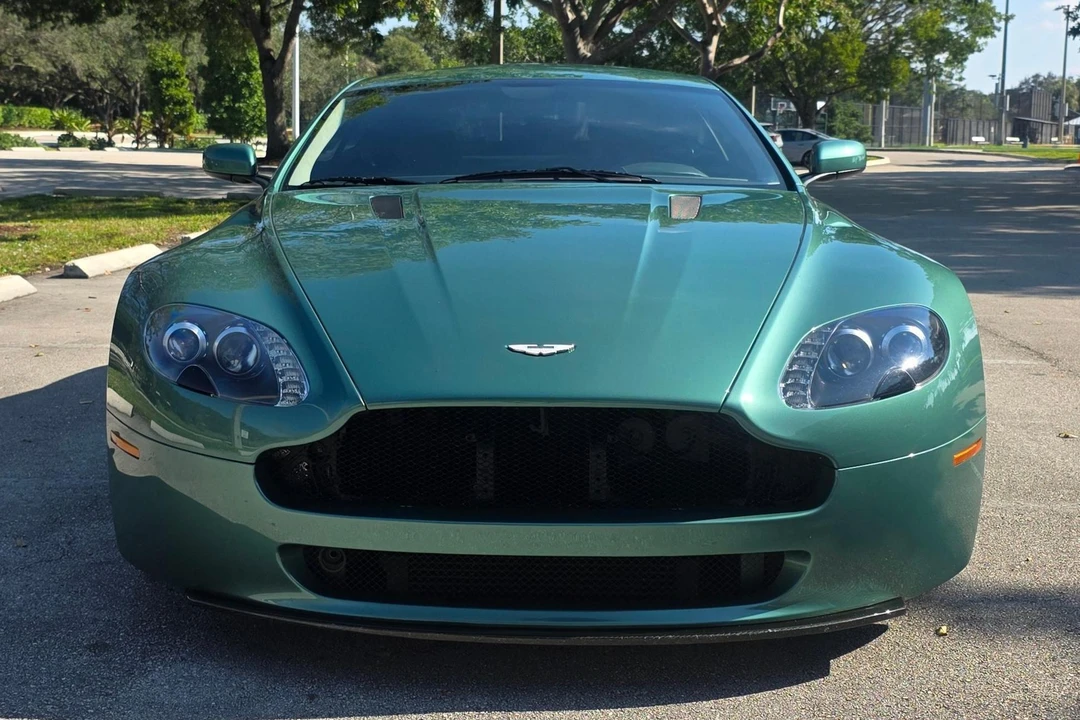 2006 Aston Martin V8 Vantage (2006-2017) - Image 2 of 31