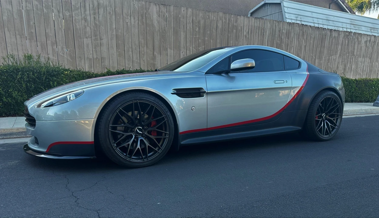 2006 Aston Martin V8 Vantage (2006-2017) - Image 12 of 31
