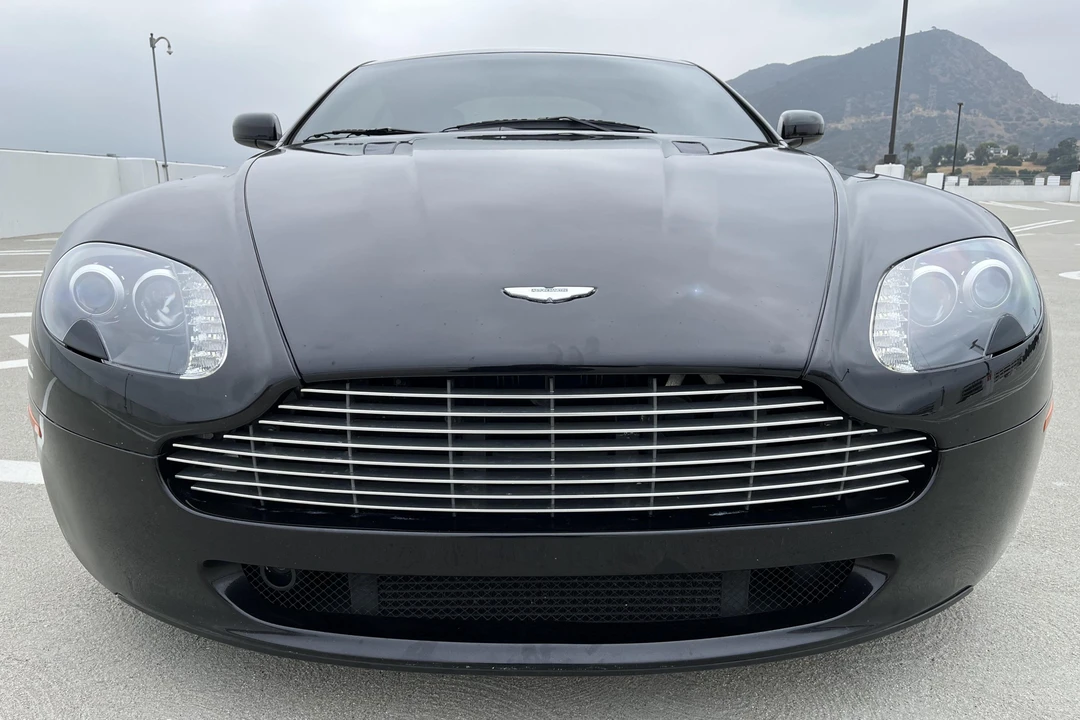 2006 Aston Martin V8 Vantage (2006-2017) - Image 2 of 31