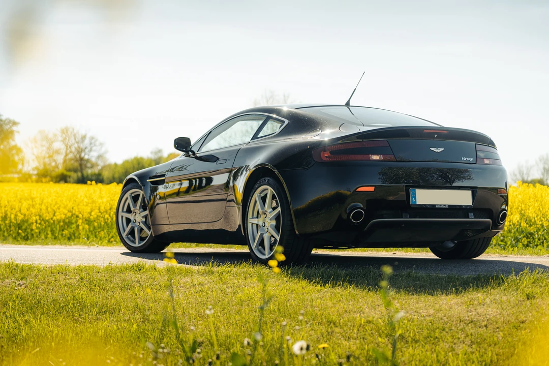2006 Aston Martin V8 Vantage (2006-2017) - Image 5 of 31