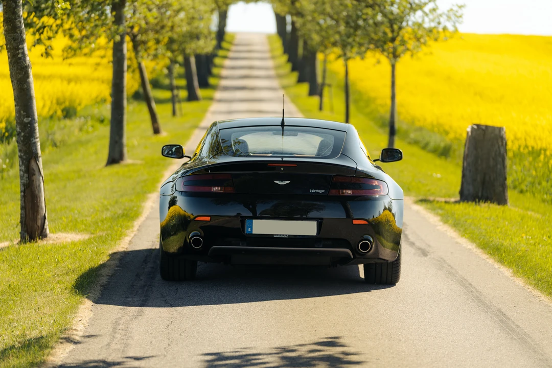 2006 Aston Martin V8 Vantage (2006-2017) - Image 6 of 31