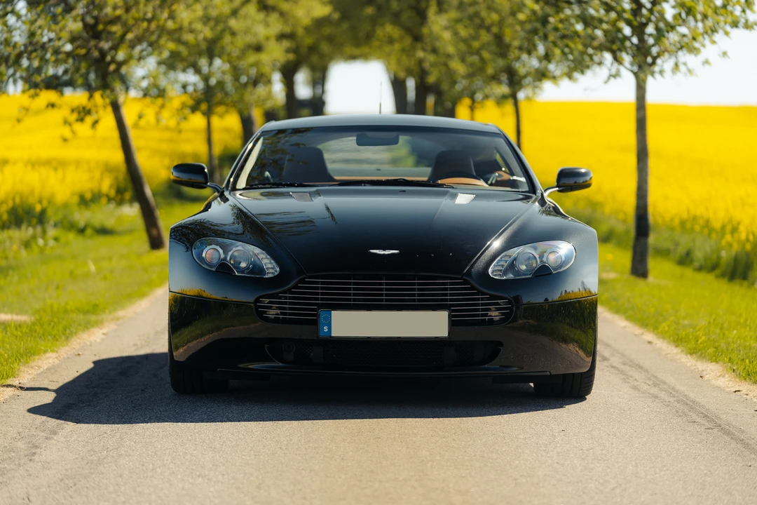 2006 Aston Martin V8 Vantage (2006-2017) - Image 2 of 31