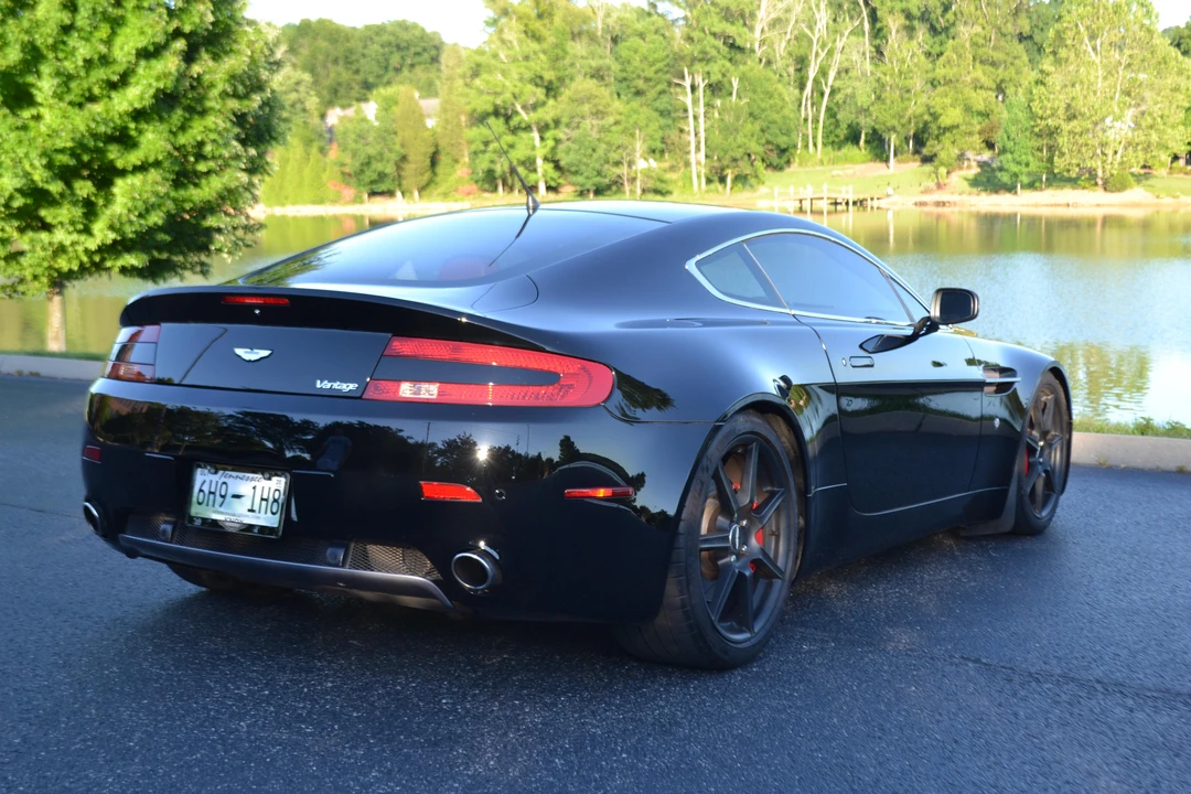 2006 Aston Martin V8 Vantage (2006-2017) - Image 2 of 31