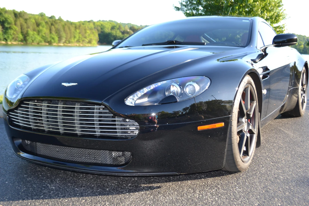 2006 Aston Martin V8 Vantage (2006-2017) - Image 30 of 31