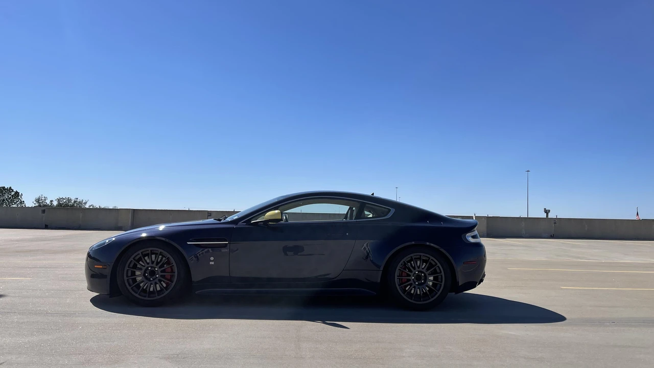2006 Aston Martin V8 Vantage (2006-2017) - Image 19 of 31