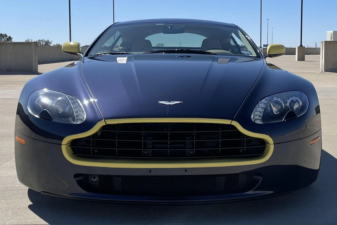 2006 Aston Martin V8 Vantage (2006-2017) - Image 2 of 31