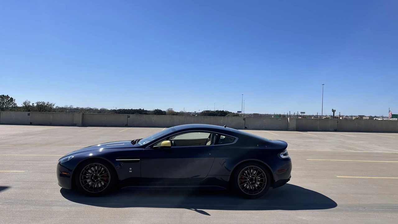 2006 Aston Martin V8 Vantage (2006-2017) - Image 18 of 31