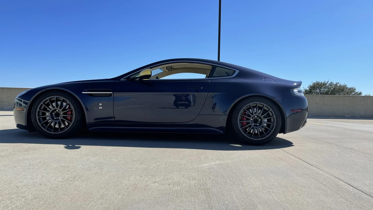 2006 Aston Martin V8 Vantage (2006-2017) - Image 21 of 31