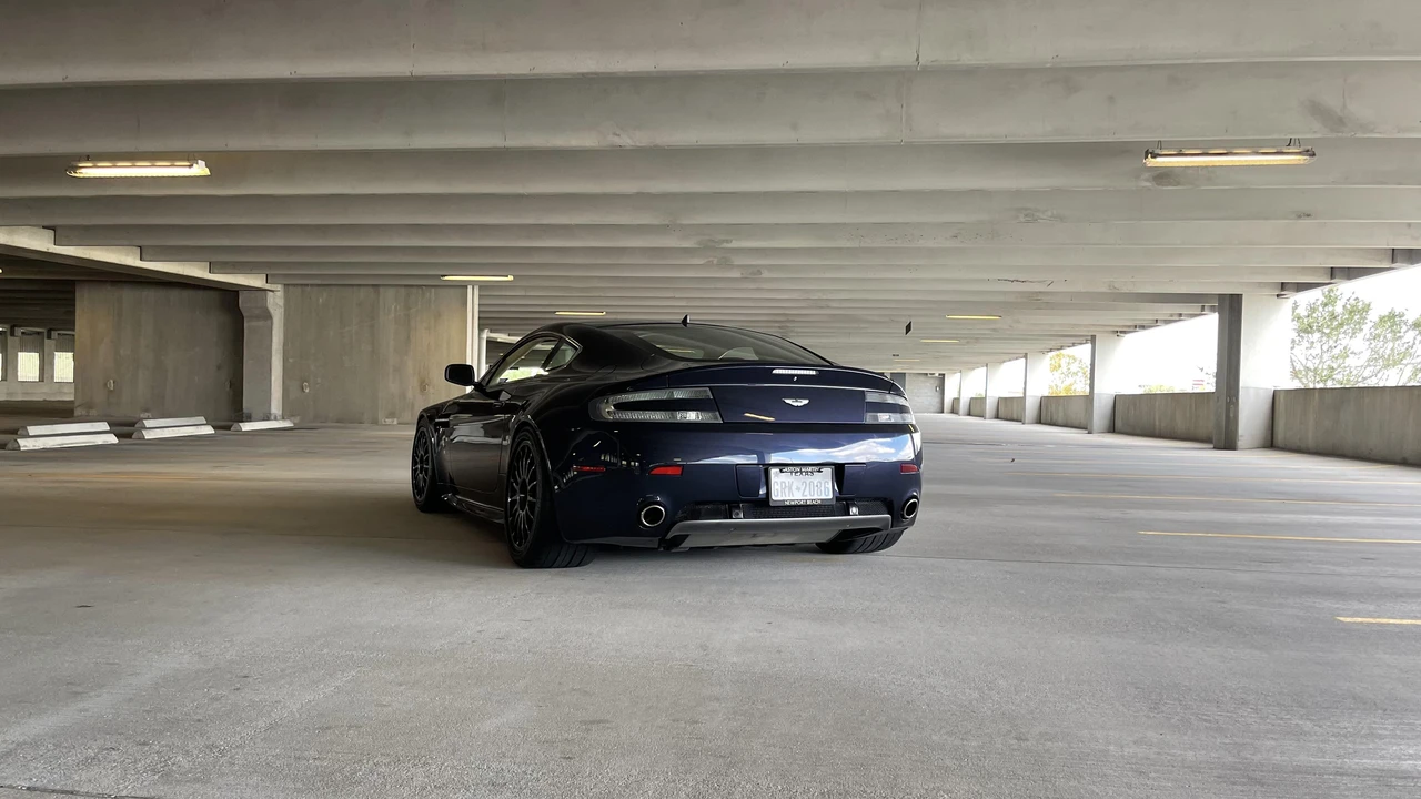 2006 Aston Martin V8 Vantage (2006-2017) - Image 23 of 31