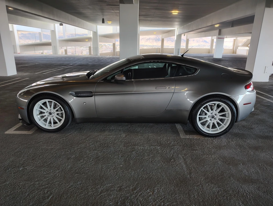 2006 Aston Martin V8 Vantage (2006-2017) - Image 30 of 31