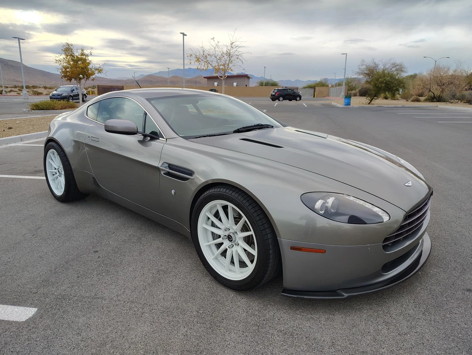 2006 Aston Martin V8 Vantage (2006-2017) - Image 26 of 31