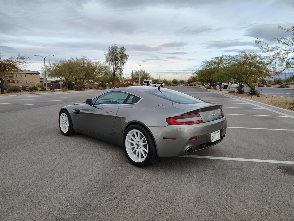 2006 Aston Martin V8 Vantage (2006-2017) - Image 9 of 31