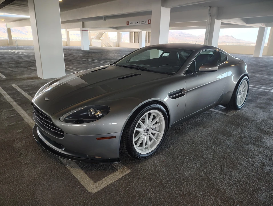 2006 Aston Martin V8 Vantage (2006-2017) - Image 29 of 31
