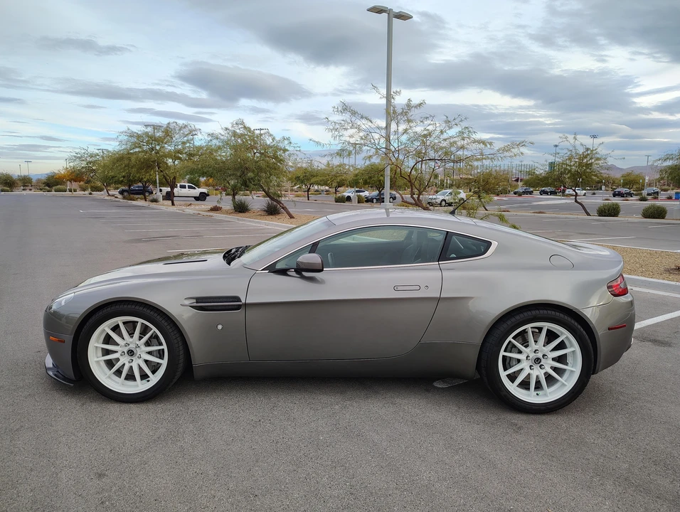 2006 Aston Martin V8 Vantage (2006-2017) - Image 22 of 31