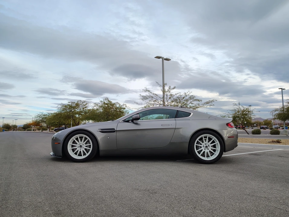 2006 Aston Martin V8 Vantage (2006-2017) - Image 15 of 31