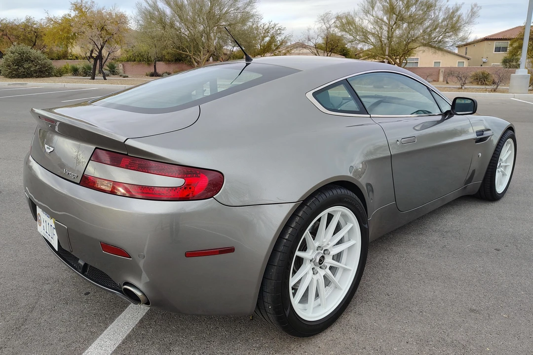 2006 Aston Martin V8 Vantage (2006-2017) - Image 4 of 31