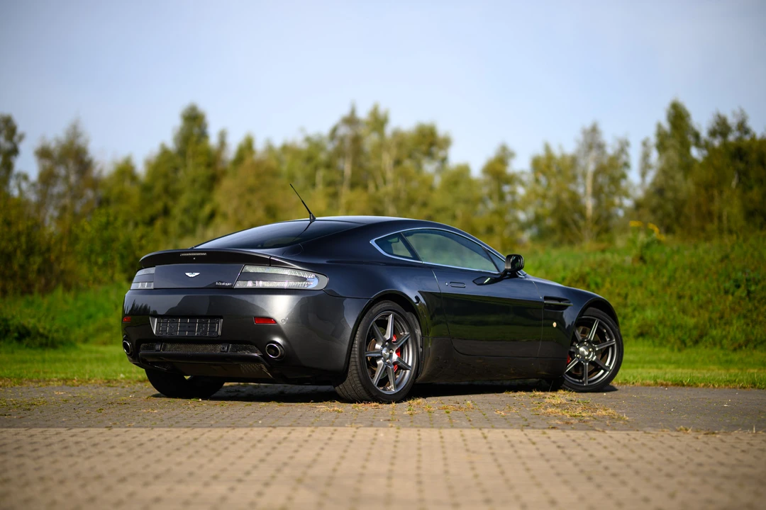 2006 Aston Martin V8 Vantage (2006-2017) - Image 6 of 31
