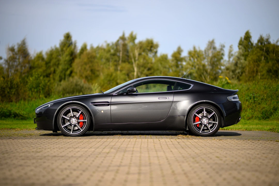 2006 Aston Martin V8 Vantage (2006-2017) - Image 9 of 31