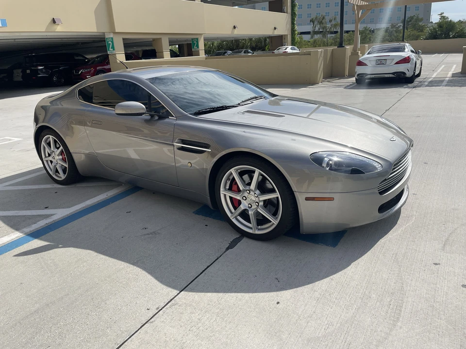 2006 Aston Martin Vantage - Image 2 of 31