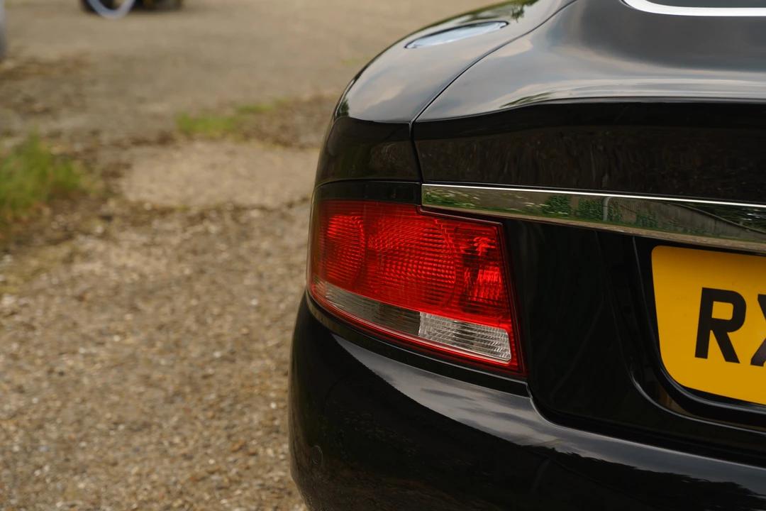 2006 Aston Martin Vanquish 1st Gen - Image 14 of 31
