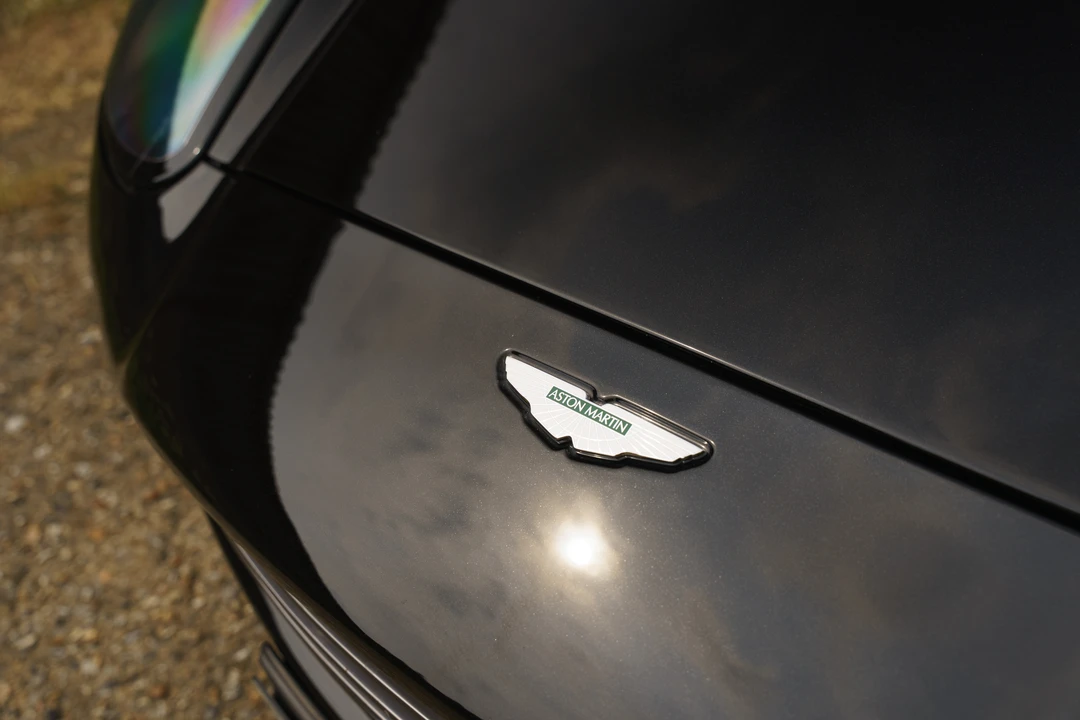 2006 Aston Martin Vanquish 1st Gen - Image 27 of 31