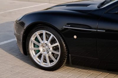 2006 Aston Martin Vanquish 1st Gen - Image 30 of 31