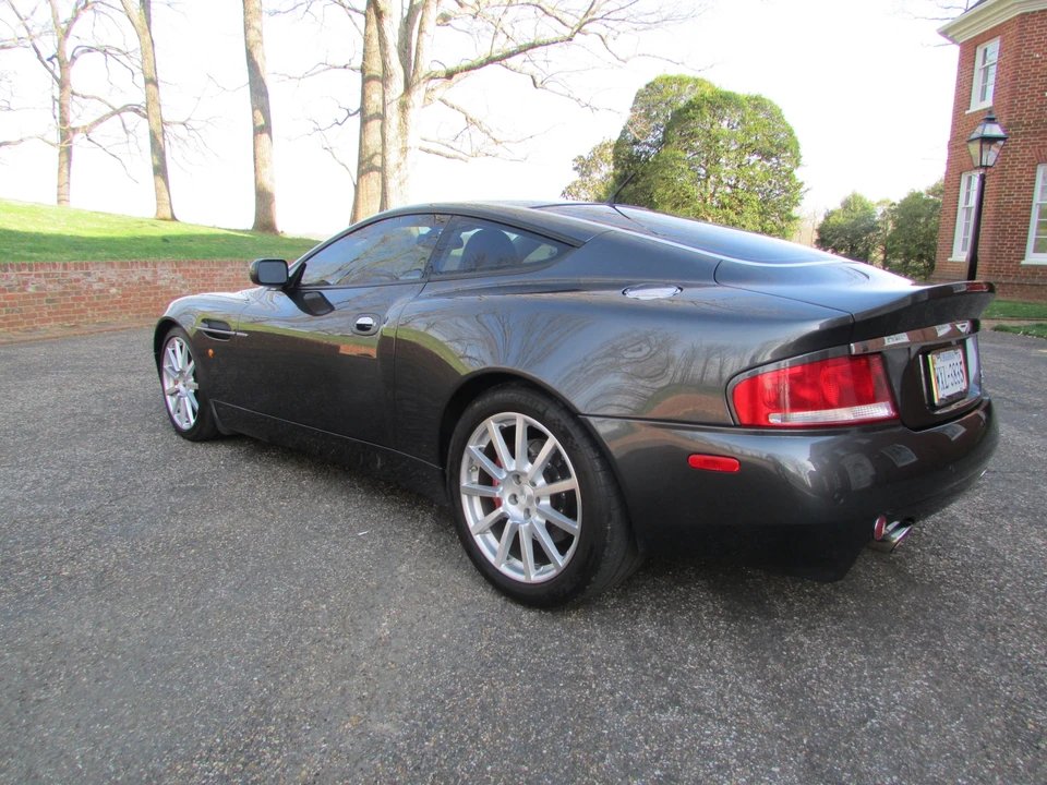 2006 Aston Martin Vanquish 1st Gen - Image 12 of 31