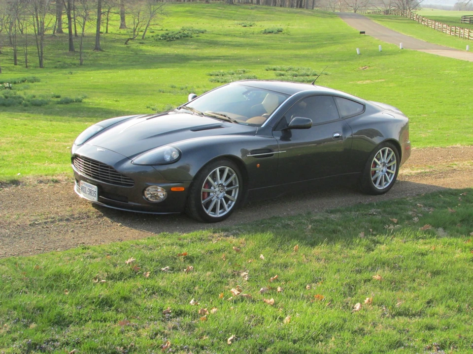 2006 Aston Martin Vanquish 1st Gen - Image 18 of 31