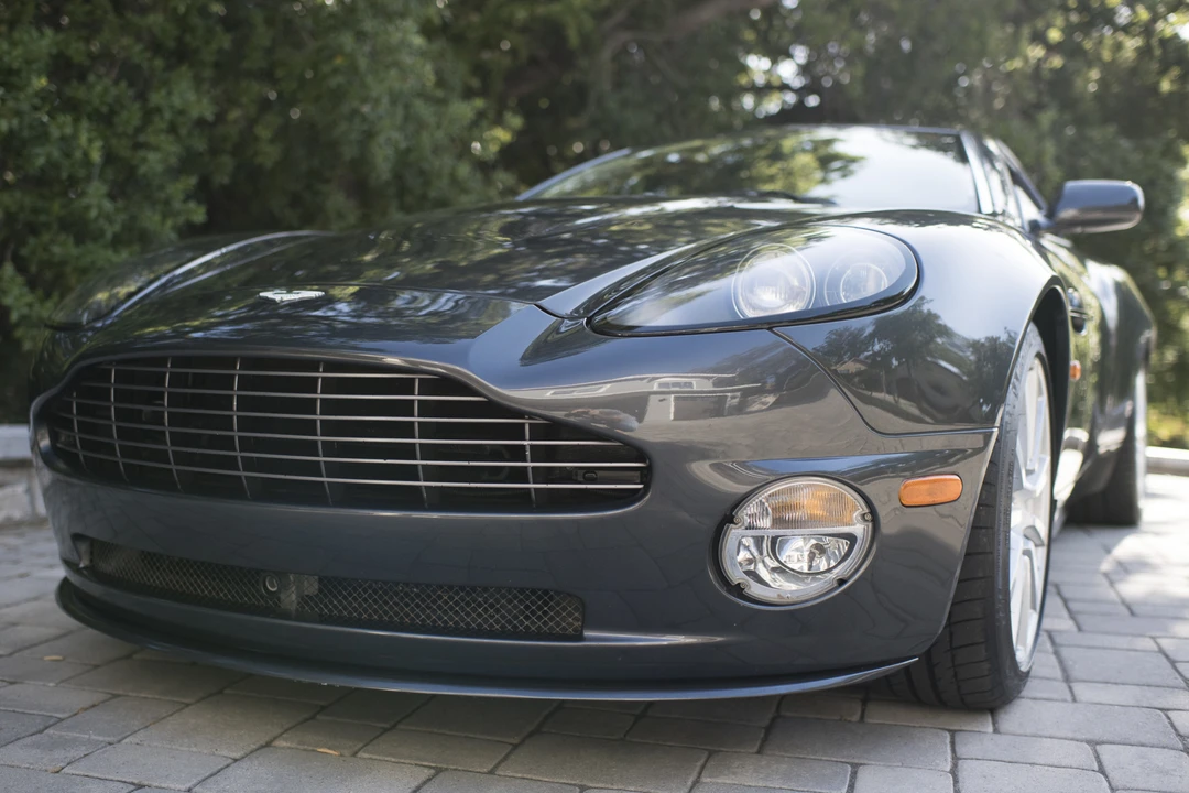2006 Aston Martin Vanquish 1st Gen - Image 10 of 31