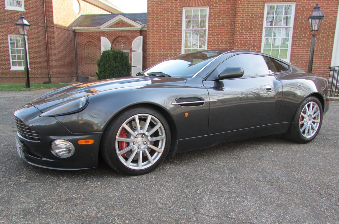 2006 Aston Martin Vanquish 1st Gen - Image 16 of 31