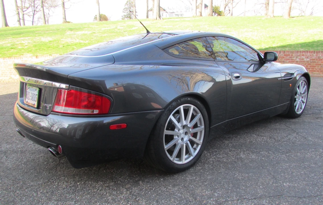 2006 Aston Martin Vanquish 1st Gen - Image 8 of 31