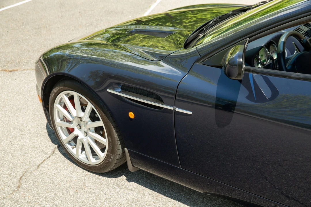 2006 Aston Martin Vanquish 1st Gen - Image 17 of 31