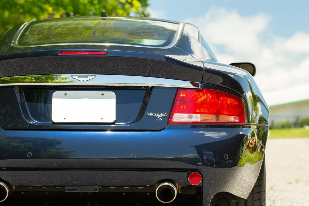 2006 Aston Martin Vanquish 1st Gen - Image 29 of 31