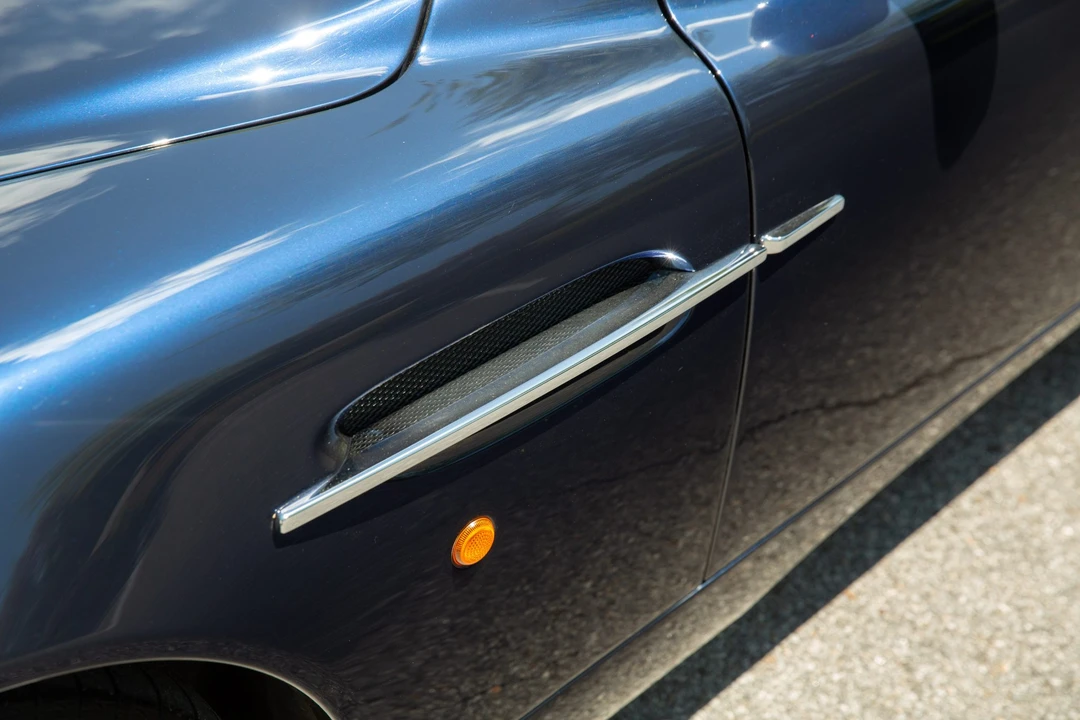 2006 Aston Martin Vanquish 1st Gen - Image 19 of 31