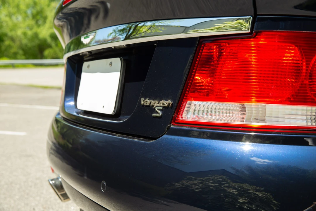 2006 Aston Martin Vanquish 1st Gen - Image 30 of 31
