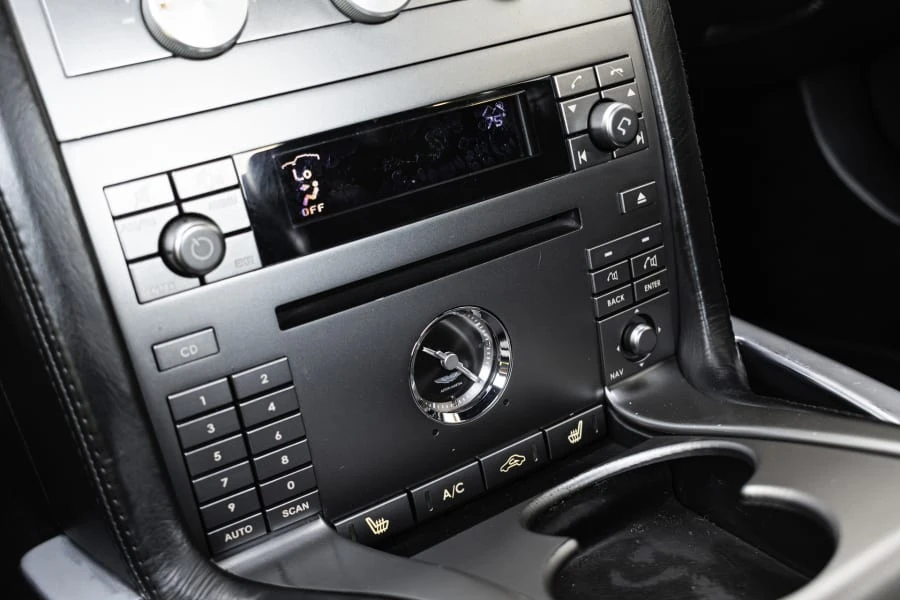 2006 Aston Martin Vanquish 1st Gen - Image 14 of 30