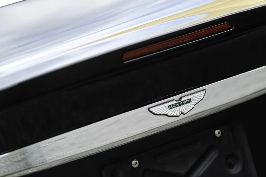 2006 Aston Martin Vanquish 1st Gen - Image 17 of 30