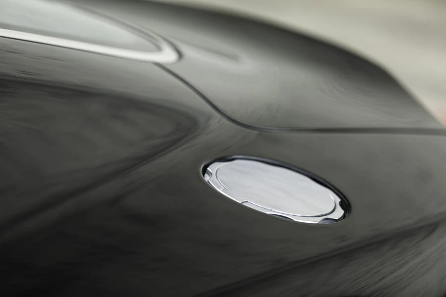 2006 Aston Martin Vanquish 1st Gen - Image 8 of 30