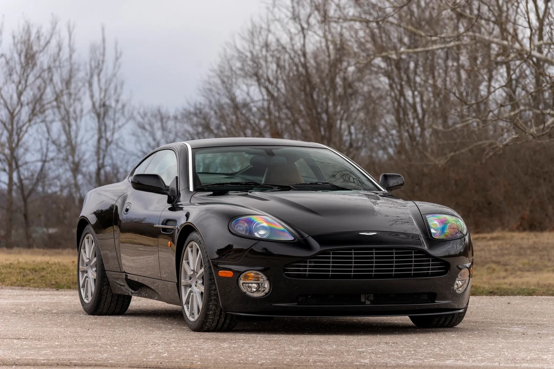 2006 Aston Martin Vanquish 1st Gen - Image 16 of 31