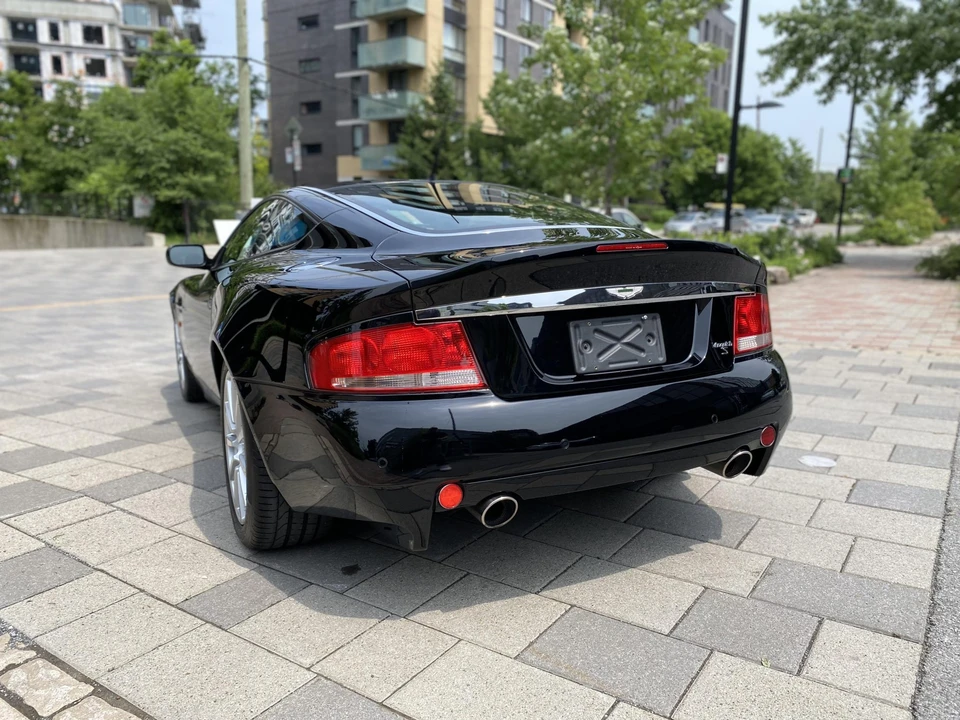 2006 Aston Martin Vanquish 1st Gen - Image 27 of 31
