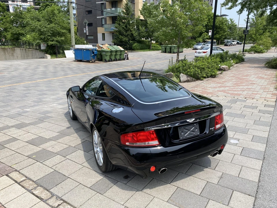 2006 Aston Martin Vanquish 1st Gen - Image 26 of 31