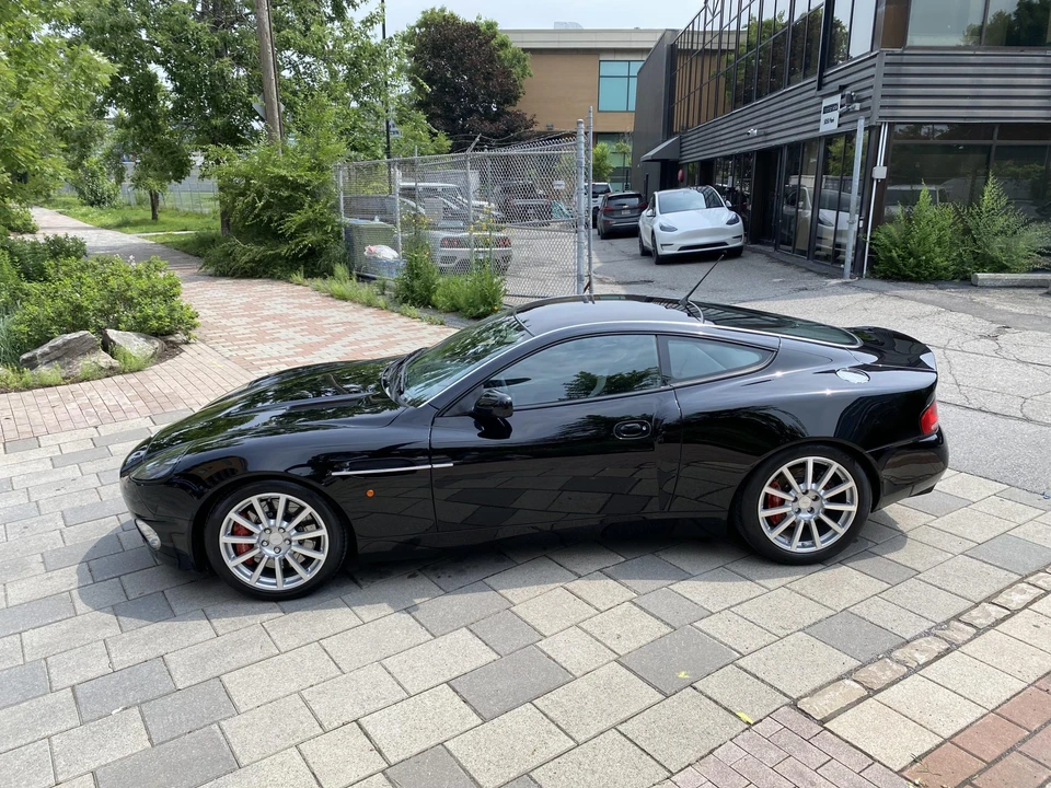 2006 Aston Martin Vanquish 1st Gen - Image 17 of 31